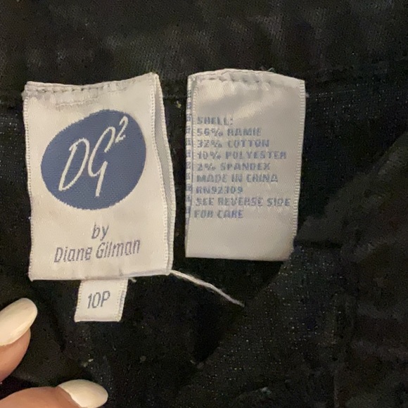 DG2 by Diane Gilman Virtual Stretch Straight Leg Jeans, Size 10P, Black - Picture 6 of 7